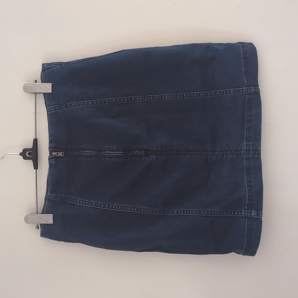 Free People - Modern Femme Denim Stretch Skirt - Size 8 - Picture 5 of 7